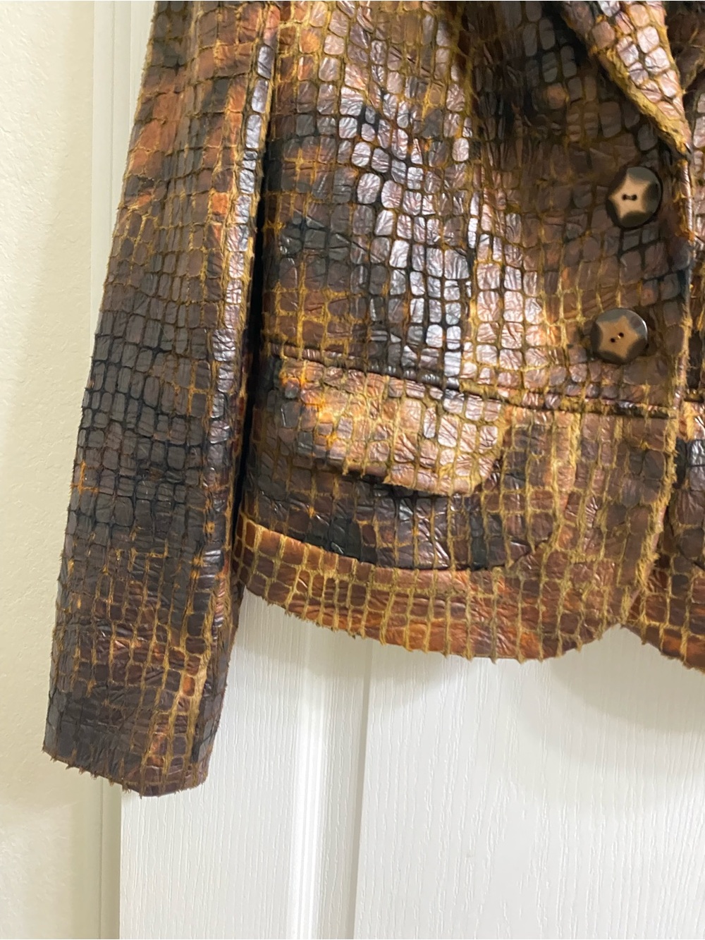 Lena Gabrielle Faux Leather Croc/Python Exotic Embossed Edgy Blazer Jacket Sz 6 - Picture 8 of 16